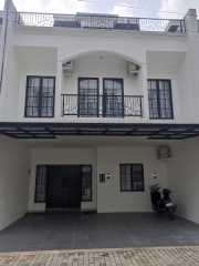 Rumah Baru Dalam Cluster yang Cantik
